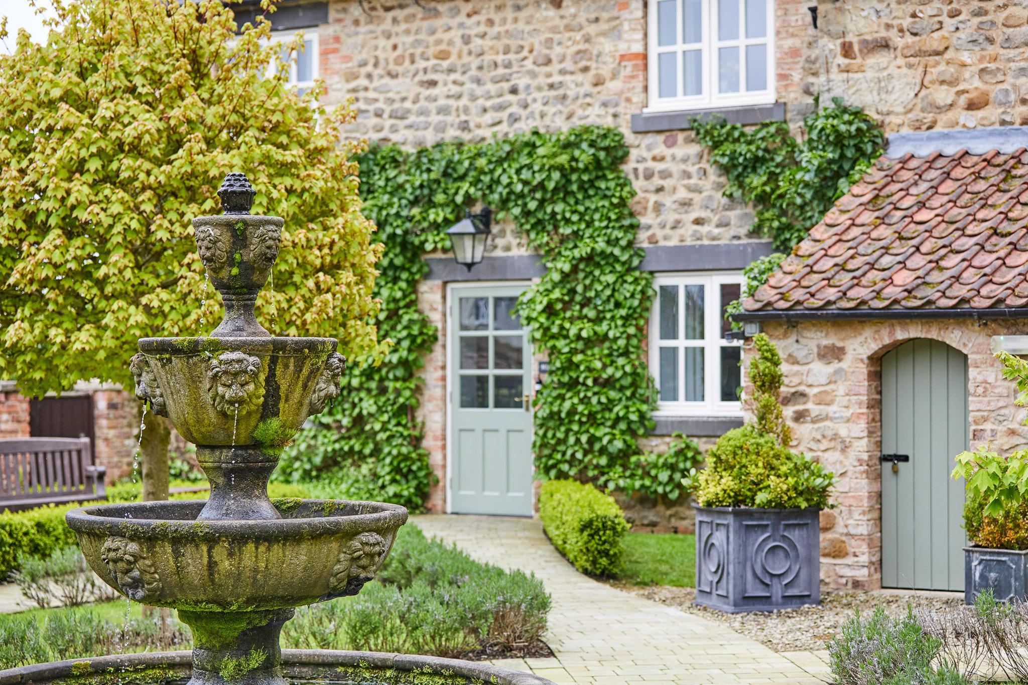 The Old Coach House 5*